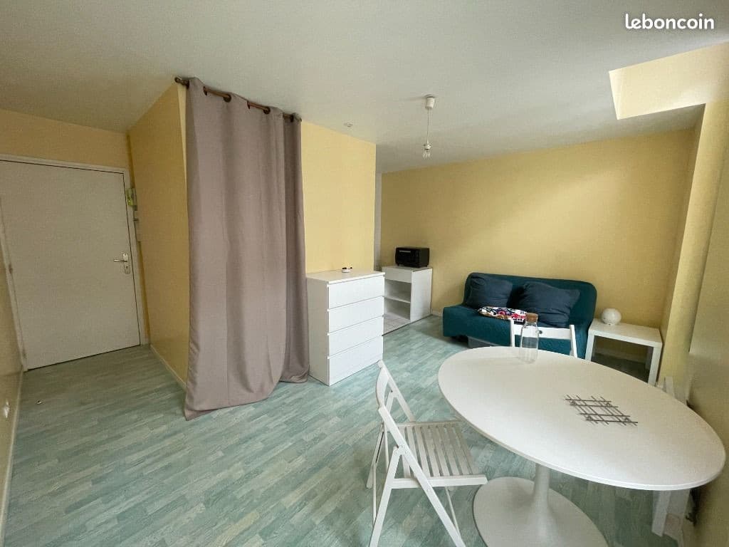 Studio 1 pièce 21 m²