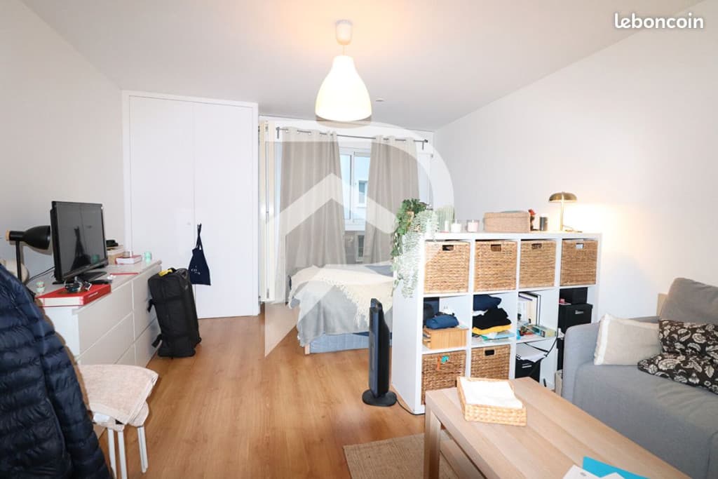 Studio 1 pièce 27 m²