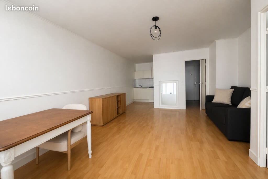 Appartement meublé 52 m² – Reims, proche centre-ville