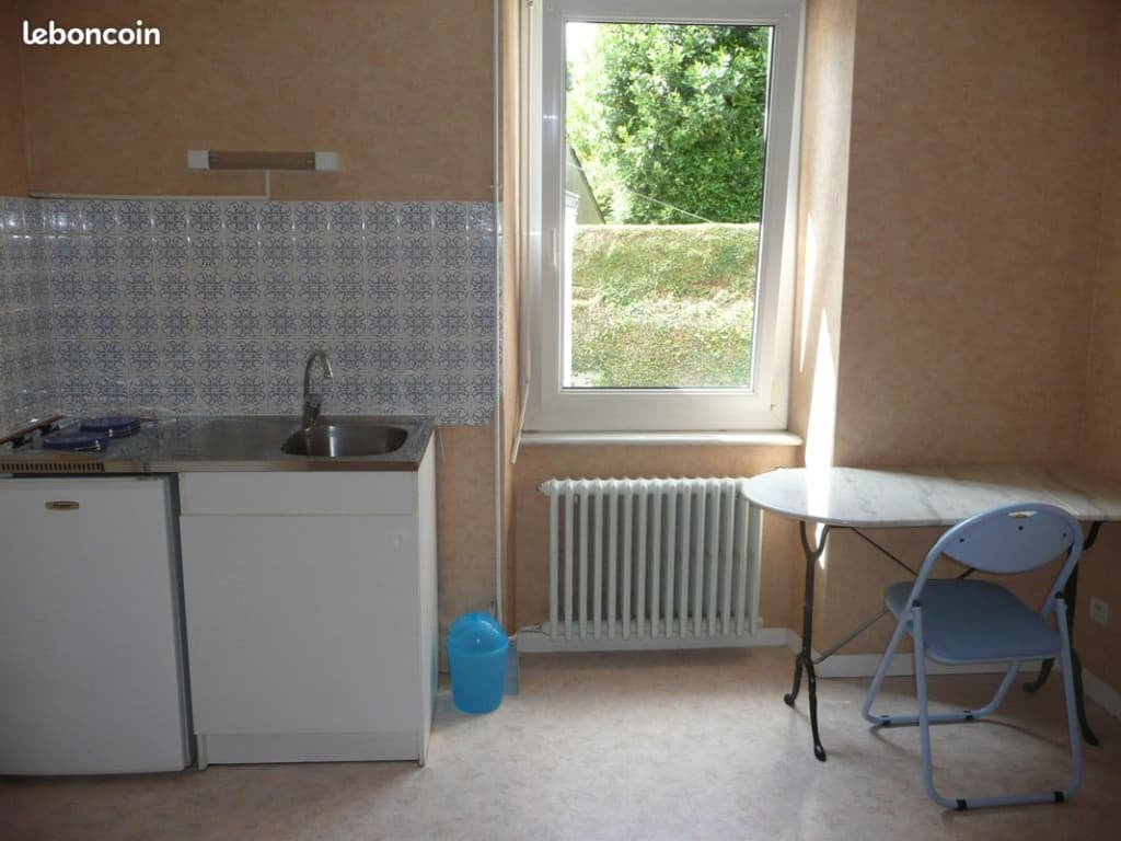Quimper loue studio et chambre lumineuse pour étudiant(e)
