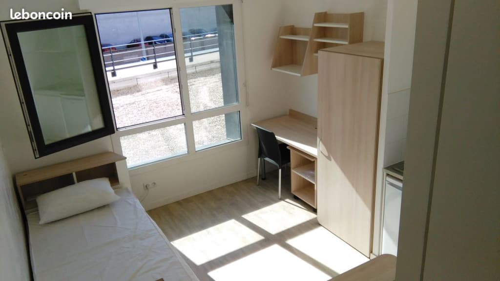 Location studio meublé 20 m² résidence étudiante