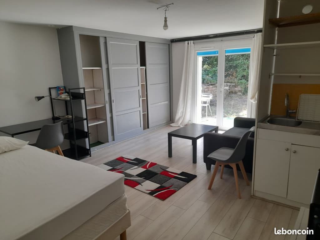 Studio meublé