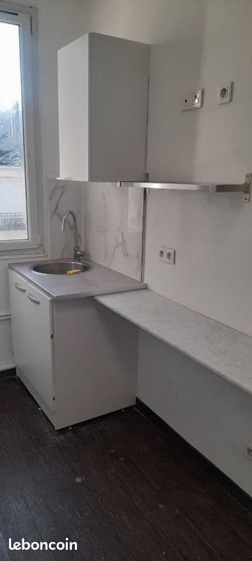 Studette paris