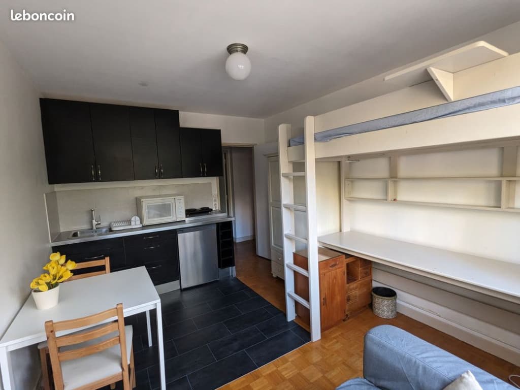 Location meublé toute charges comprises 14+6 m² pour étudiant métro glacière