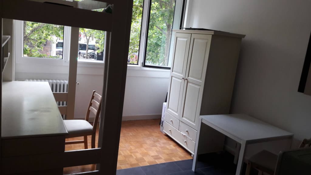 Location chambre/studio contre service Paris 13 métro Glaciere