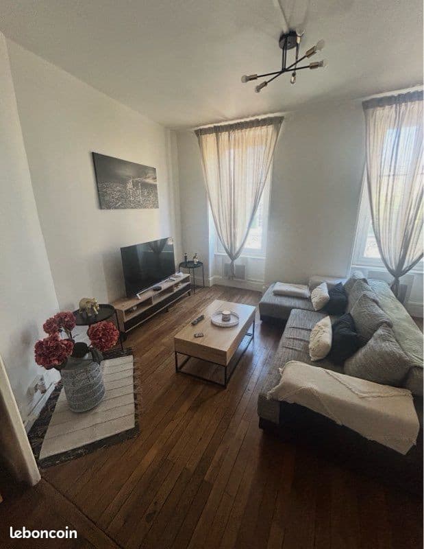 Appartement F2 centre ville