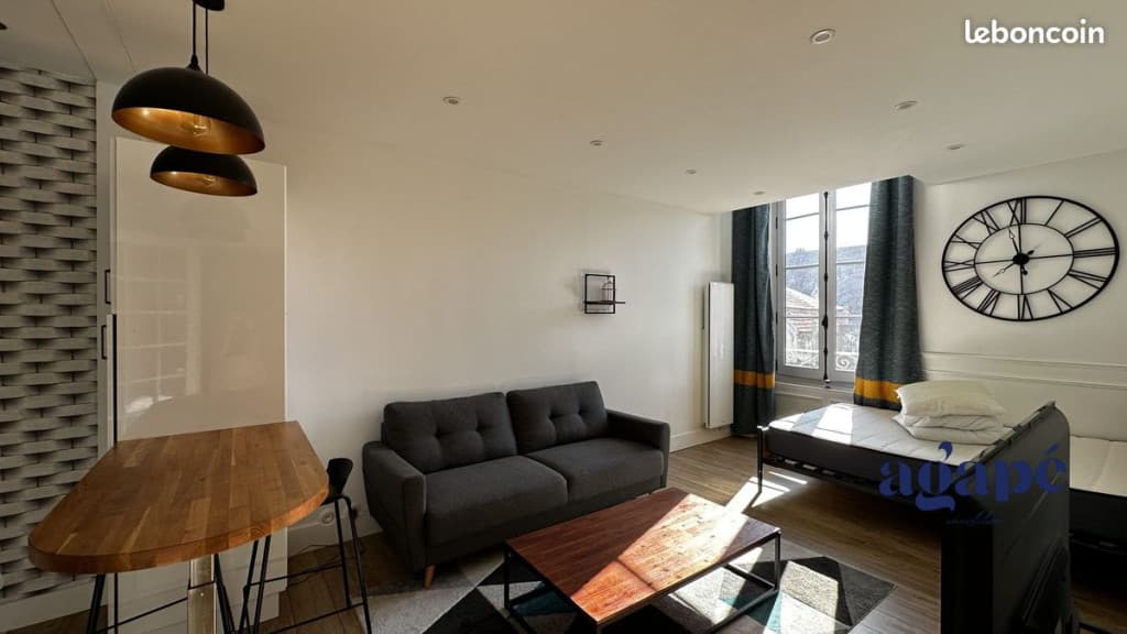 Studio 1 pièce 30 m²