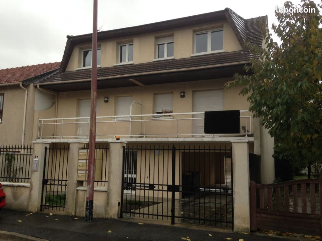 Studio 1 pièce 36 m²