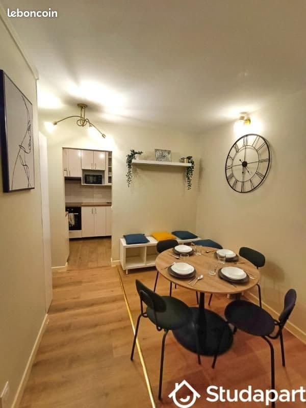 Chambre 1 pièce 9 m²