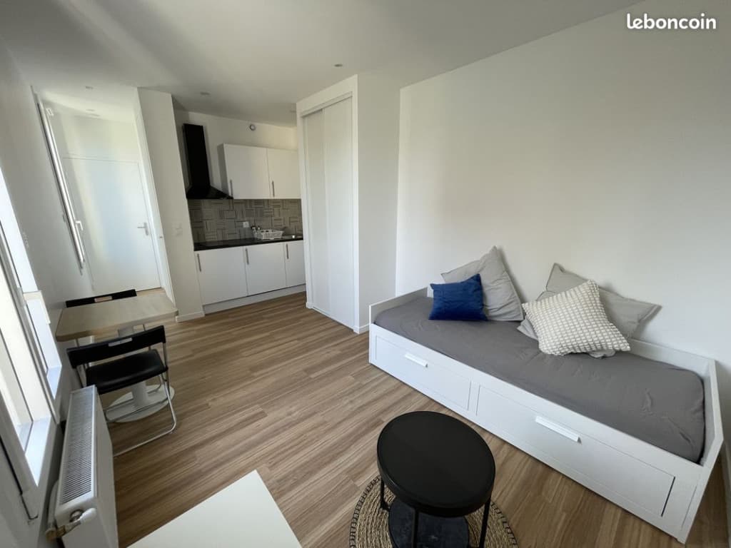 Studio 1 pièce 18 m²