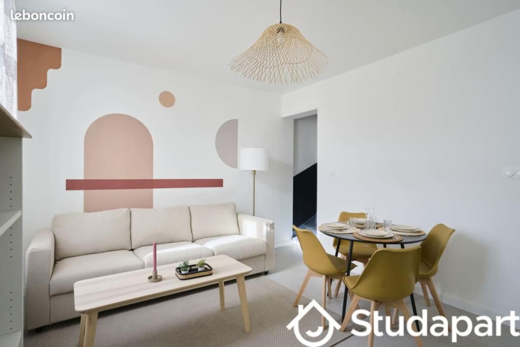 Chambre 1 pièce 14 m²