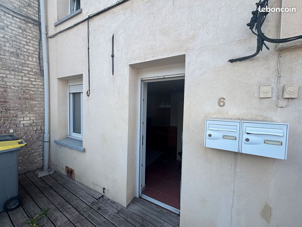Studio 1 pièce 17 m²