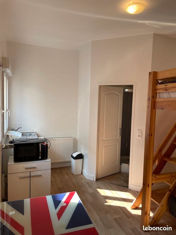 Studio meublé