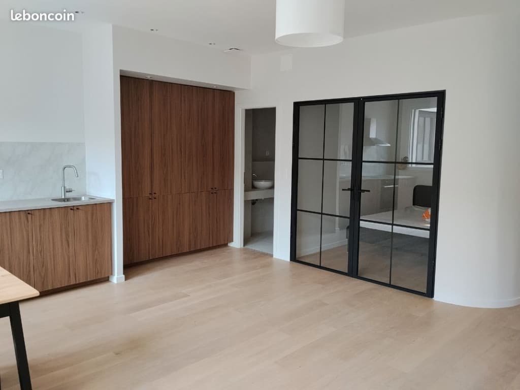Location F2 - 42m2