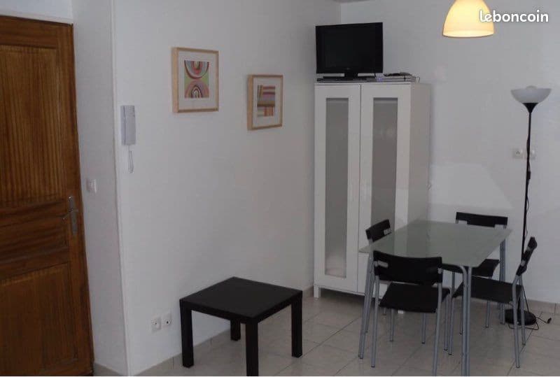 Studio déjà meublé location
