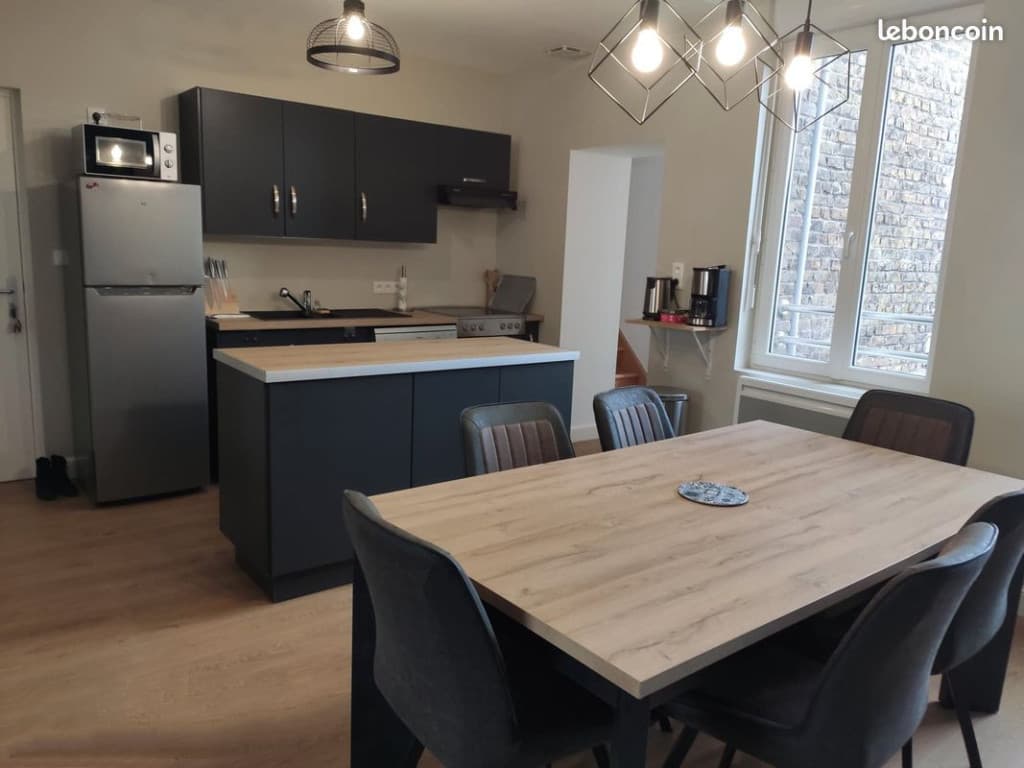 T4 duplex meublé 90 m² – 3 chambres – proche Dunkerque
