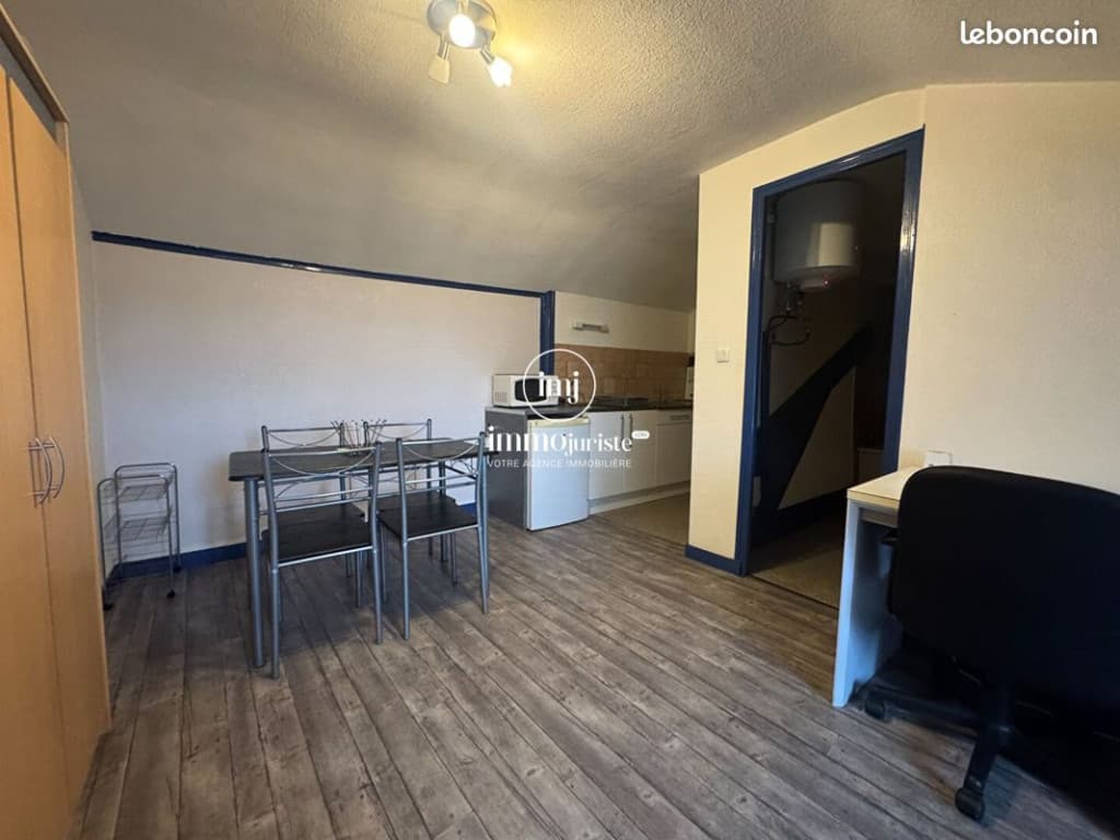 Studio 1 pièce 19 m²