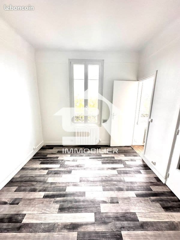 Studio 1 pièce 16 m²