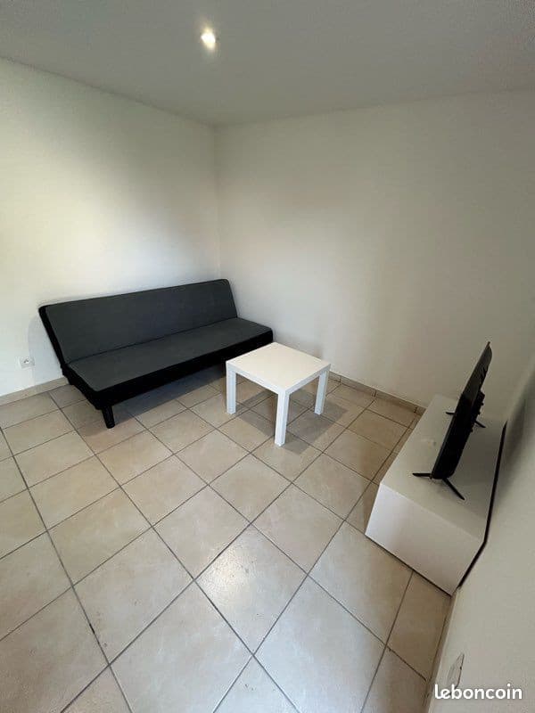 Studio meublé