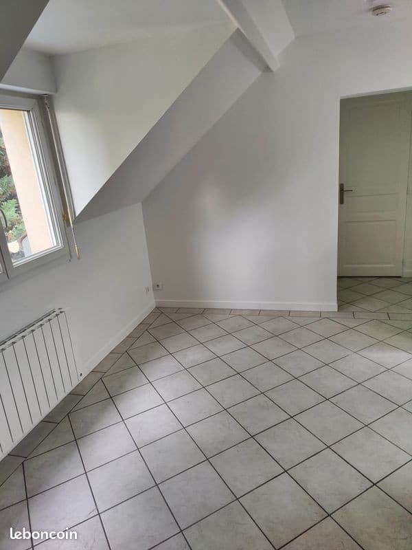 Appartement de type F3 de 36m² , secteur "ECOLE DE GENDARMERIE"