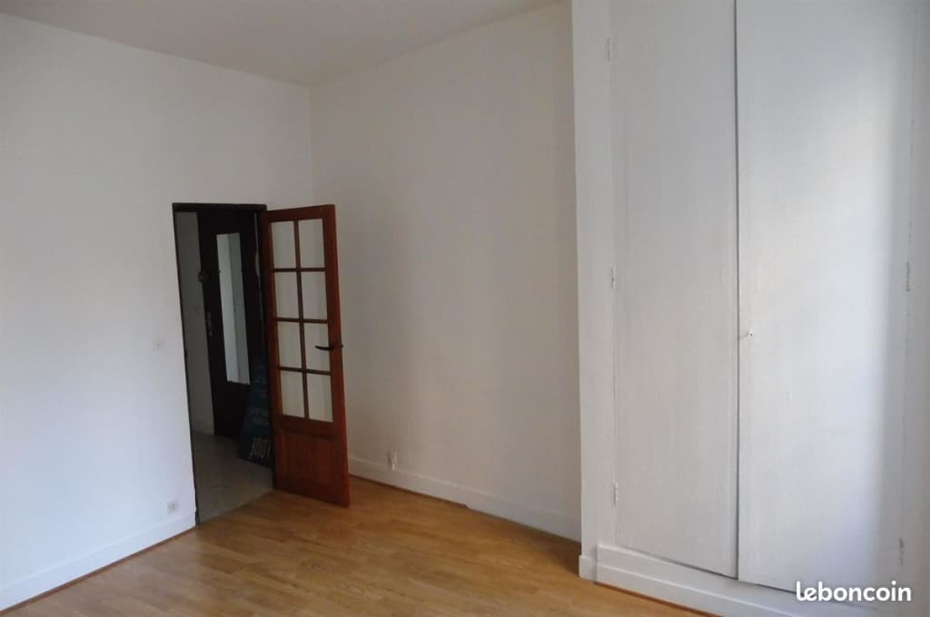 Studio 1 pièce 31 m²