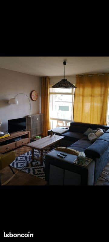 Bel appartement lumineux - 3 chambres – cuisine équipée et balcon