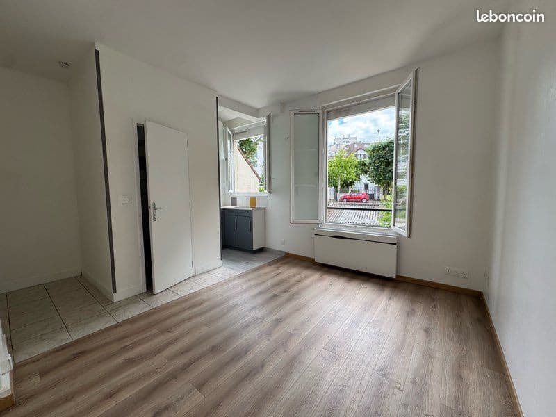 Studio meublé au calme refait à à neuf