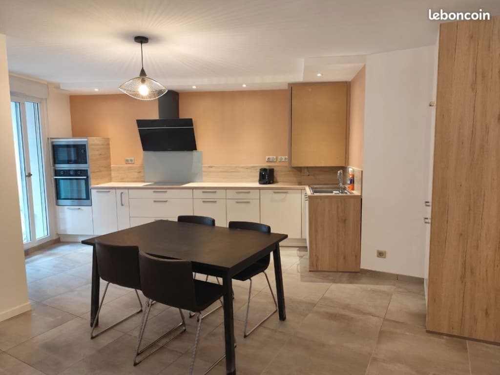 Appartement t5 meublé