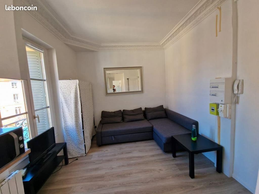 Studio 1 pièce 15 m²