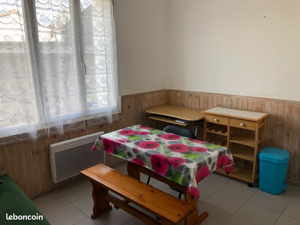Studio meublé pour étudiant