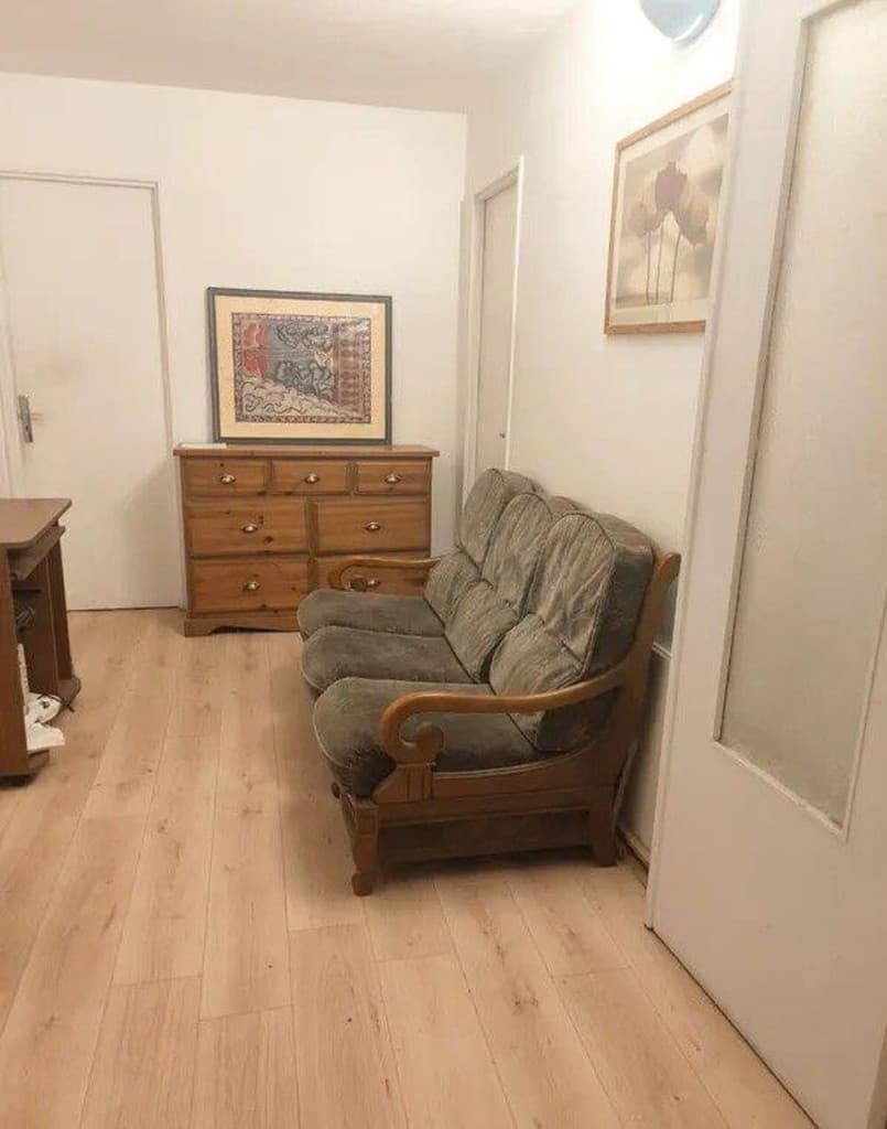 Appartement - 1 pièce(s) - 75 m²