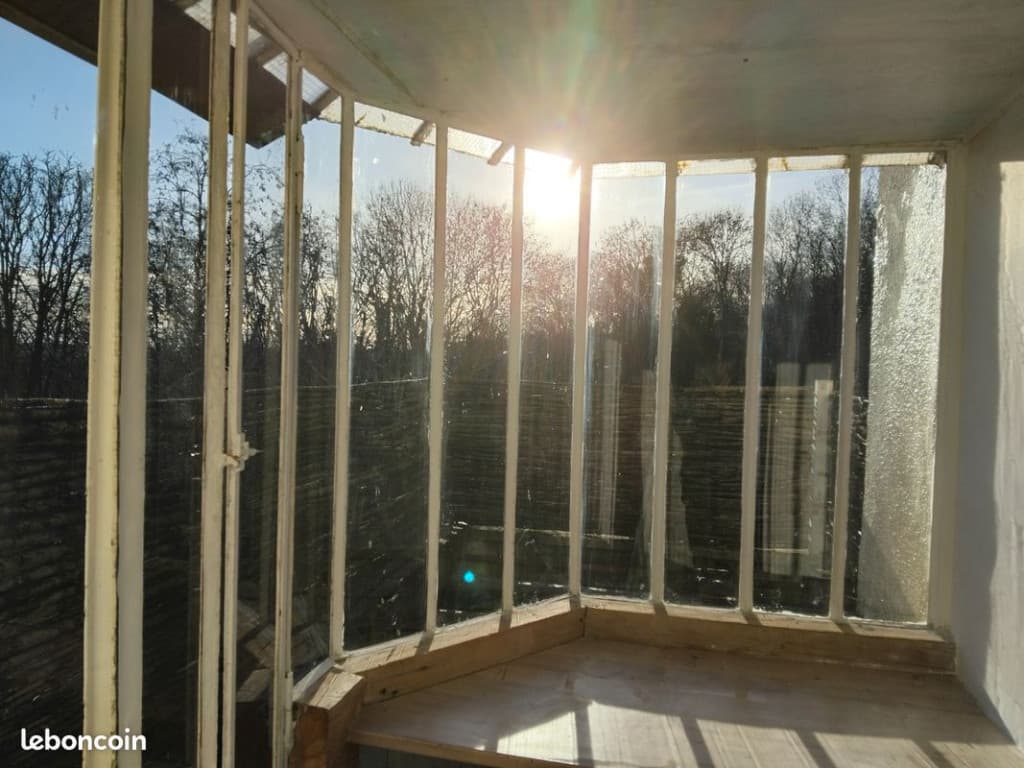 Studio meublé , 26m2 proche station rer
