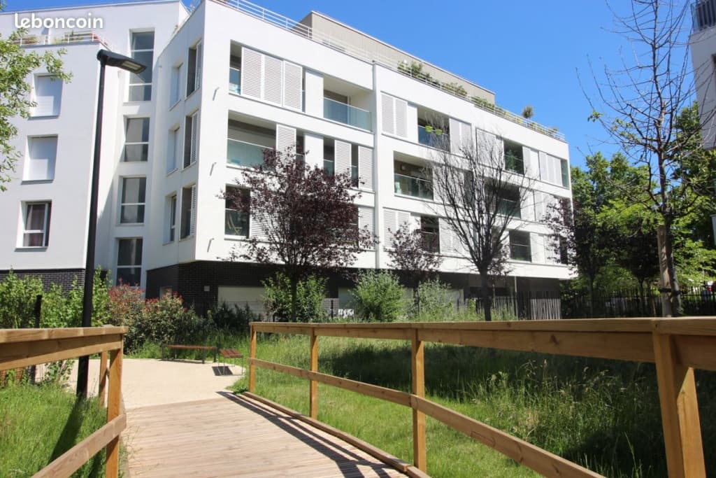 2 Pièces – 43 m2 + Terrasse + Parking – Chauffage compris