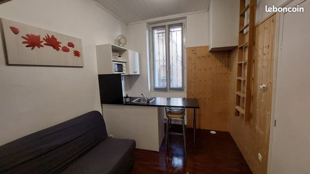 Studio meublé centre ville