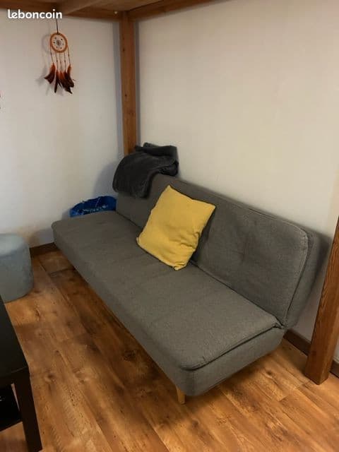 Particulier vend mobilier studio petit prix