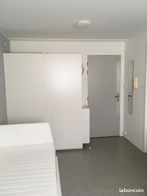 Studio entièrement meublé (20 m²) - Ref B21 - Libre de suite