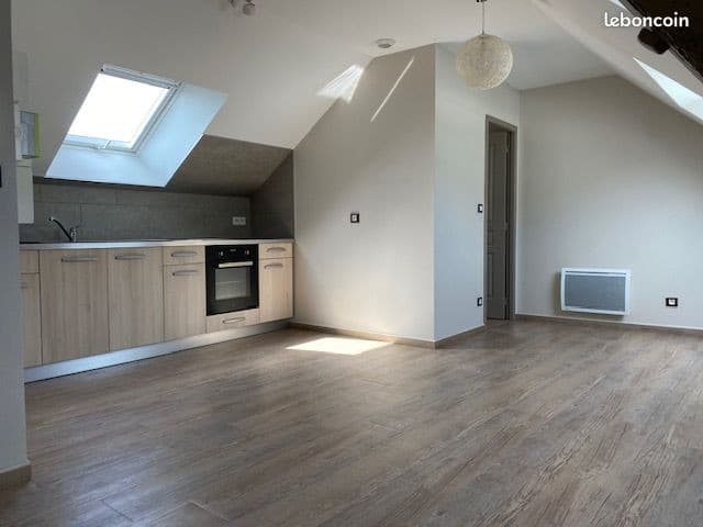 Logement T2 refait à neuf
