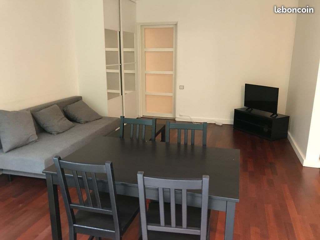 Appartement 80 m3 pour trois étudiants