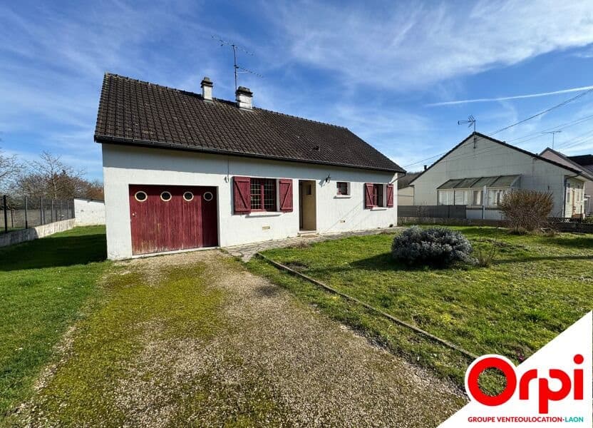 Location : Maison Montaigu (02820)