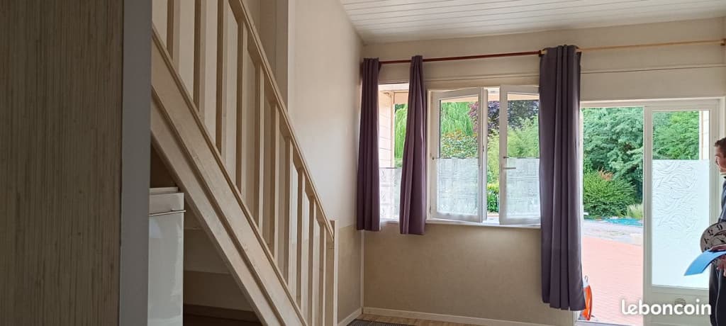 Meuble 35m² + Terrasse + un parking