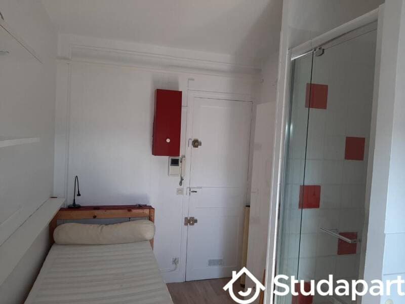 Appartement 1 pièce 9 m²