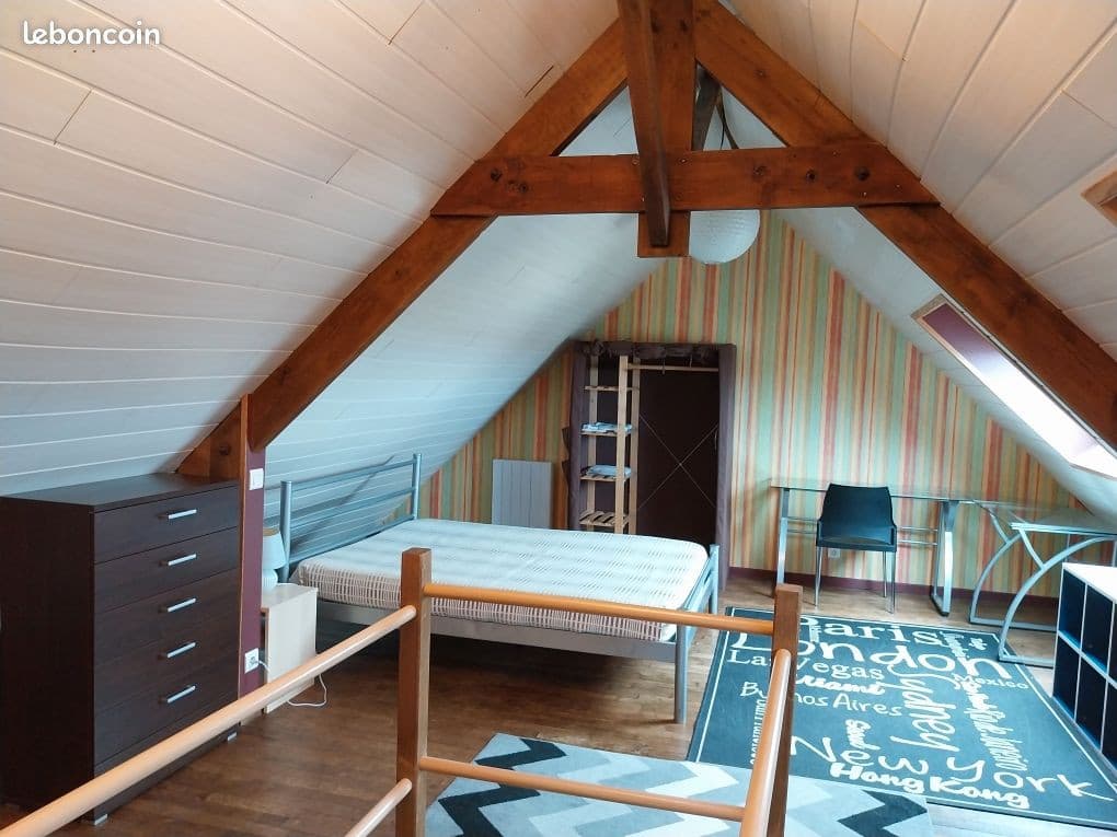 Nouveau : chambre meublée Quimper Sud pour étudiante
