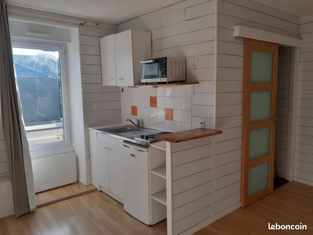 Hyper centre de Quimper loue studio 16m2