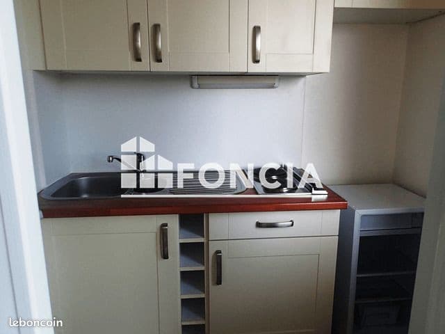 Studio 1 pièce 28 m²