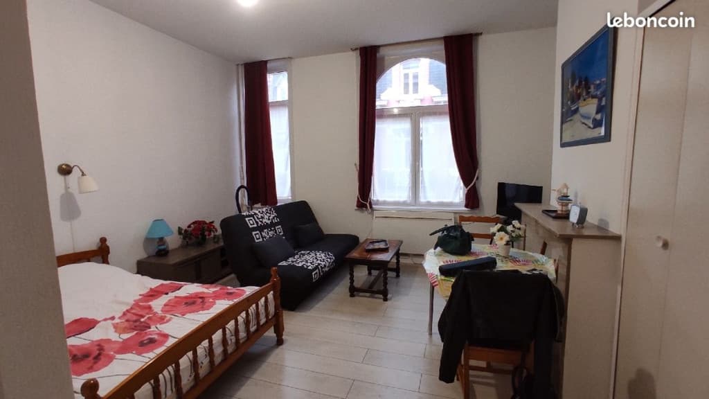 Studio 30m2 à 50m de la plage - location courte durée saisonnière