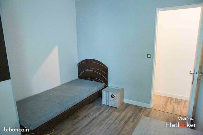 Chambre 5 pièces 9 m²