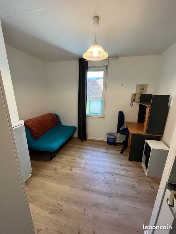 Studio 11m2 en face de la faculté de Troyes