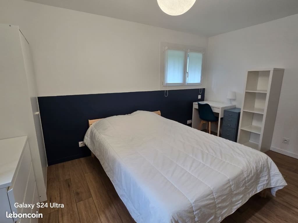 Deux chambres pour étudiant(e)s dans un T3 métro Villejuif PVC ligne 7