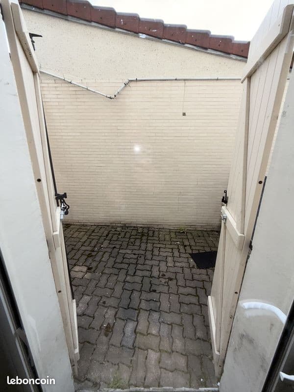 Studio 1 pièce 20 m²