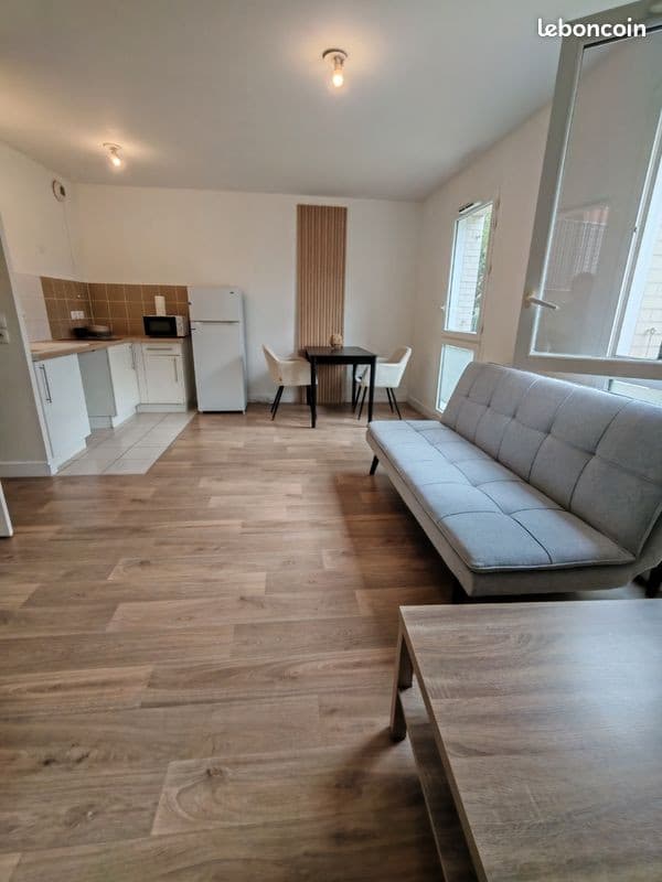 Studio meublé 27m2 proche gare